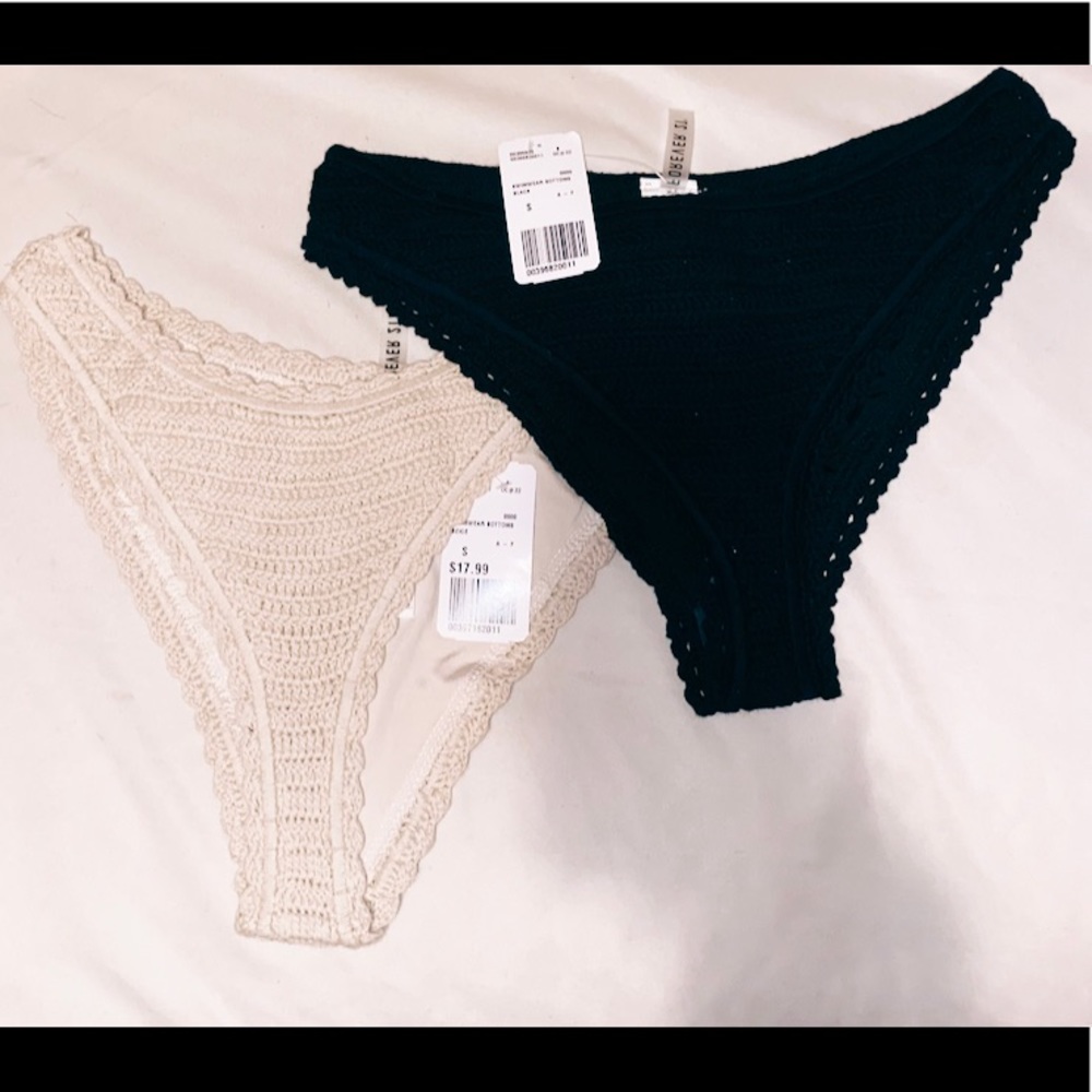 Crochet bikini bottoms